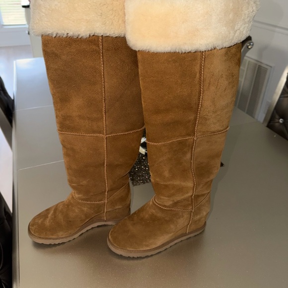 UGG Shoes - UGG Tall Suede Shearling Boots - Chestnut Brown